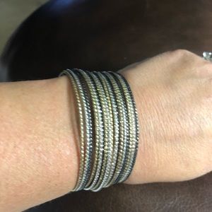 ☘️SALE 💰💰6 FOR $25💰💰☘️  Premier Multi Color Cuff